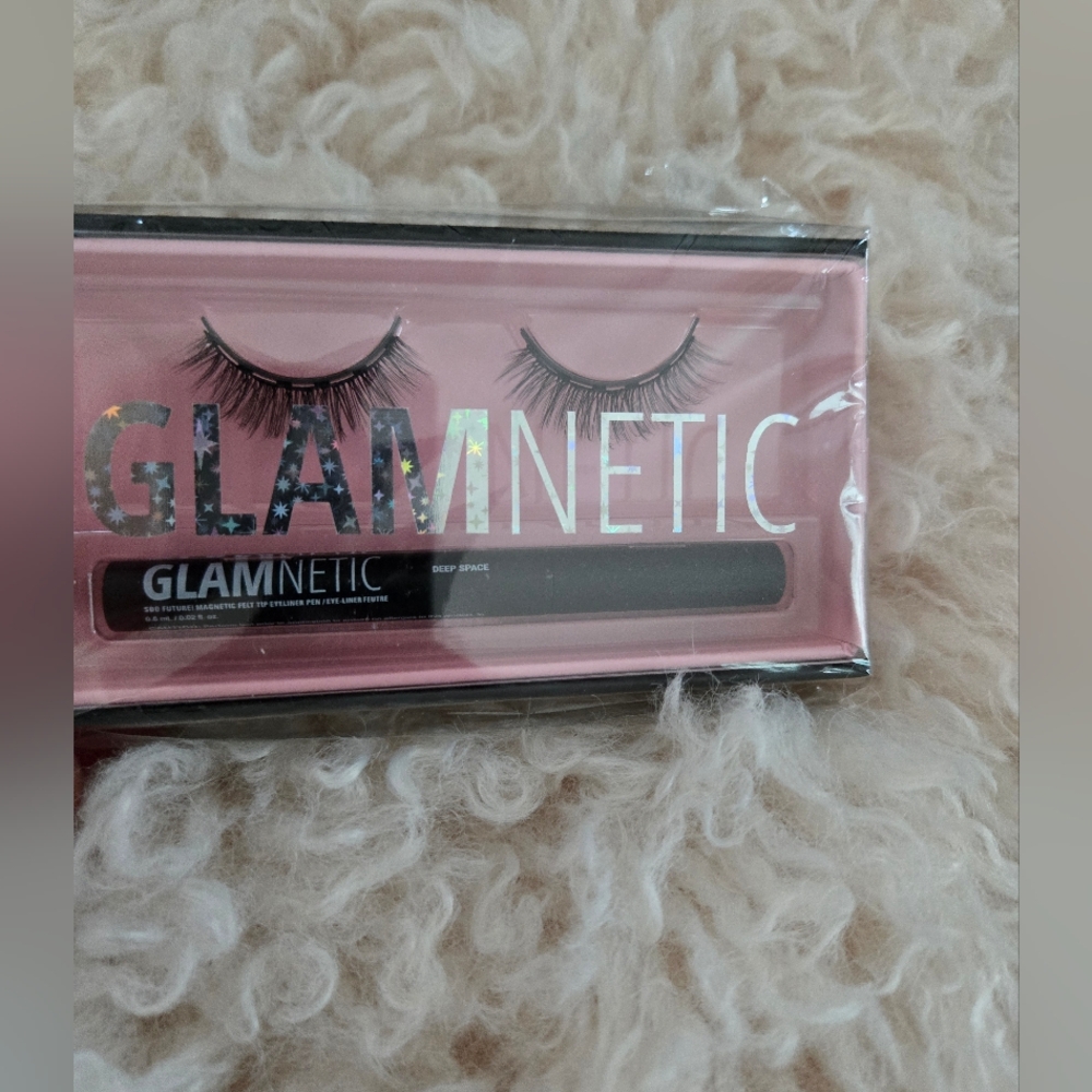 Glamnetic Magnetic Eyelashes and Liner Set - Picture 2 of 2